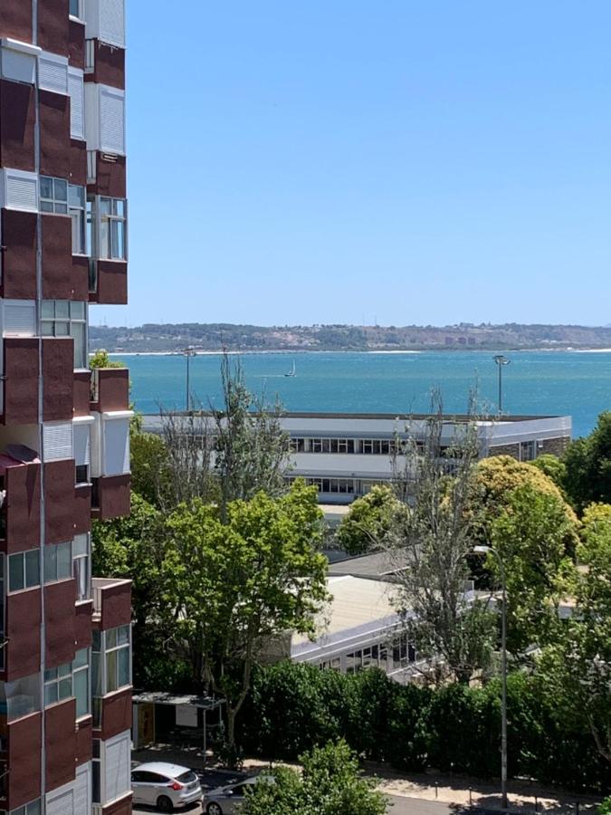 The Apartment Near The Beach In Oeiras Paco de Arcos Ngoại thất bức ảnh